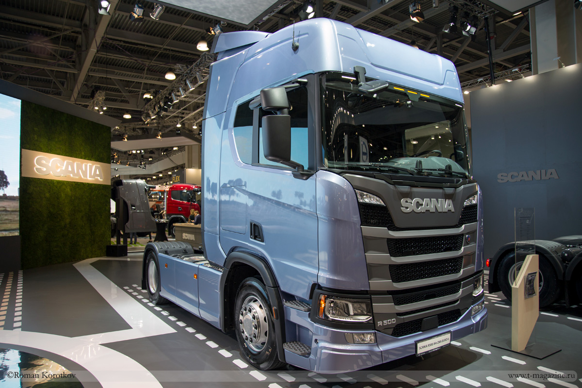 Грузовик Scania R500 на выставке Comtrans 2017 в Москве