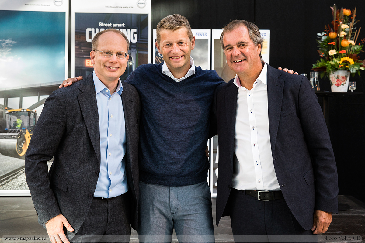 Фото с церемонии открытия новой штаб-квартиры Volvo CE